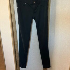 FINAL MARKDOWN XOXO Black Skinny Pants Modern Fit 1/2